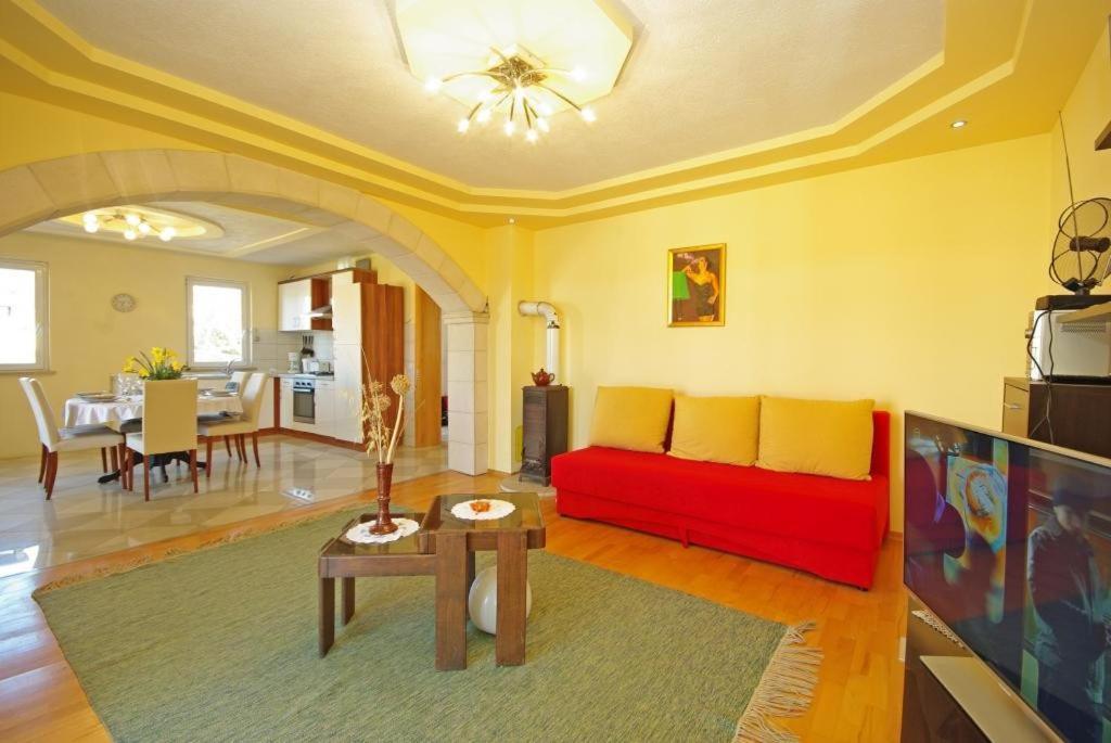 Apartments Villa Rose Sumartin Exteriör bild